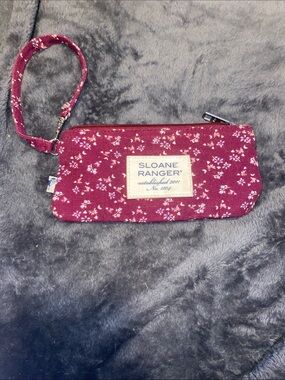 Sloane Ranger Floral Wristlet Clutch in Burgundy